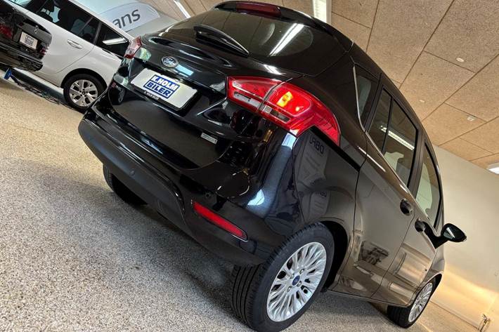 Sort Ford B-MAX fra 2014