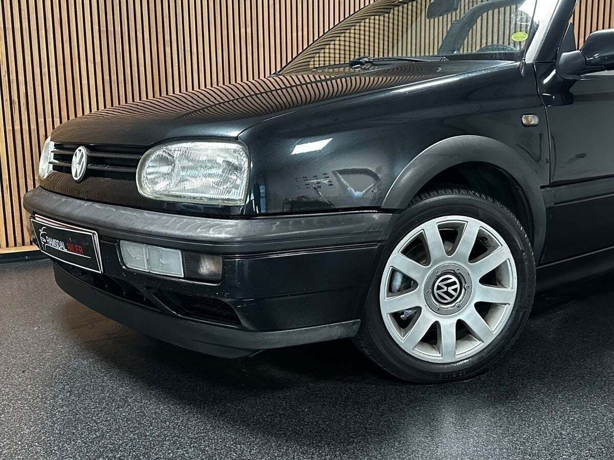 Sort VW Golf III fra 1994