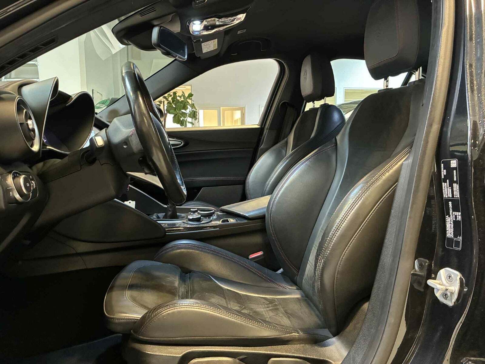 Alfa Romeo Giulia 2,9 V6 Quadrifoglio