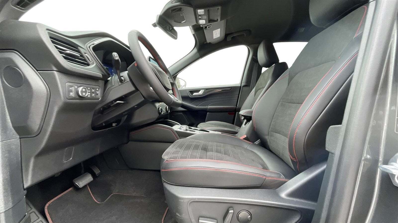 Ford Kuga 2,5 PHEV ST-Line X CVT