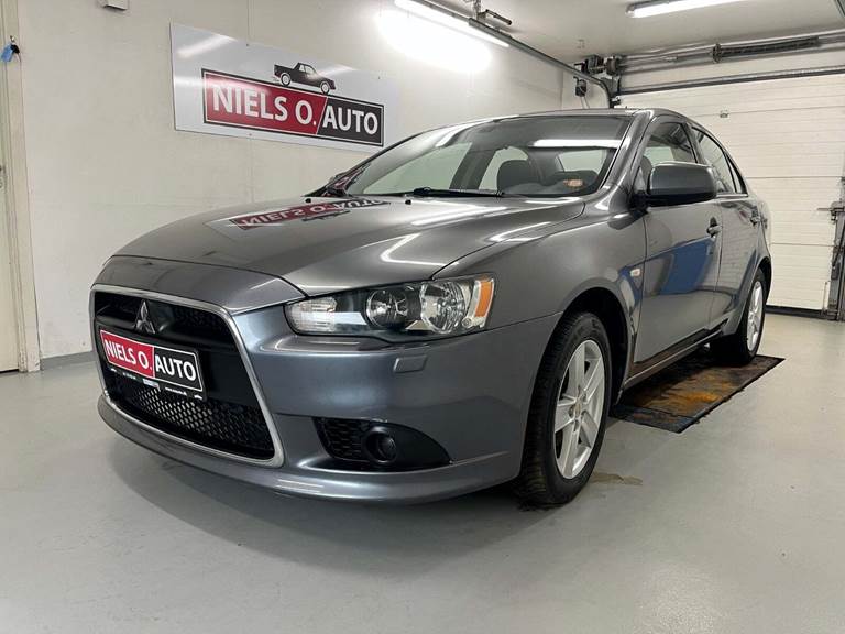 Mitsubishi Lancer 1,8 Invite SportSedan ClearTec