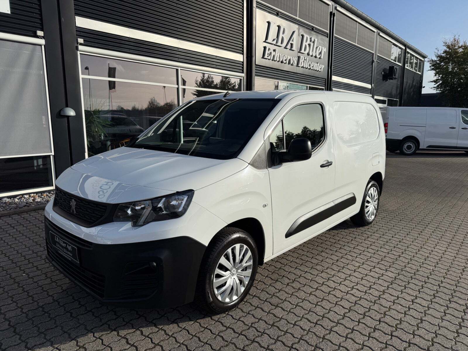 Peugeot Partner 1,5 BlueHDi 100 L1V2 Plus Van