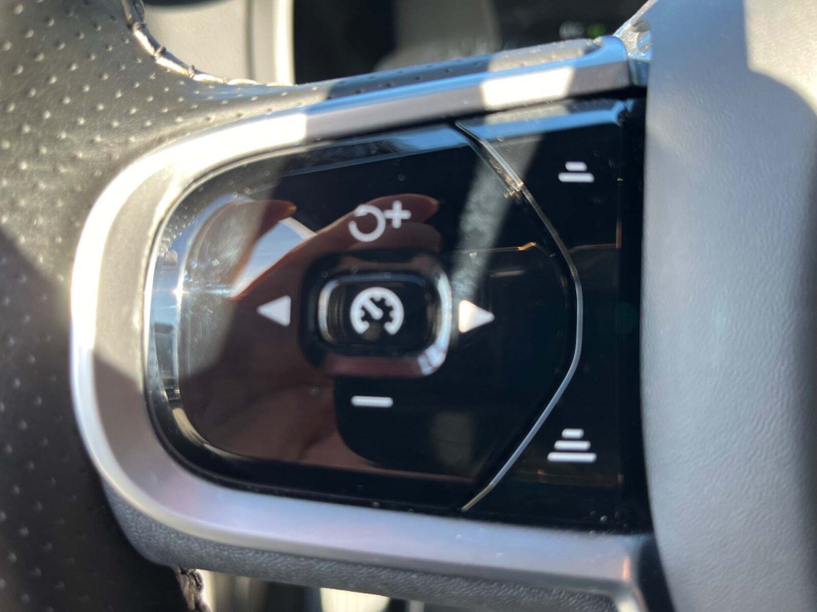 Grå Volvo V90 fra 2019