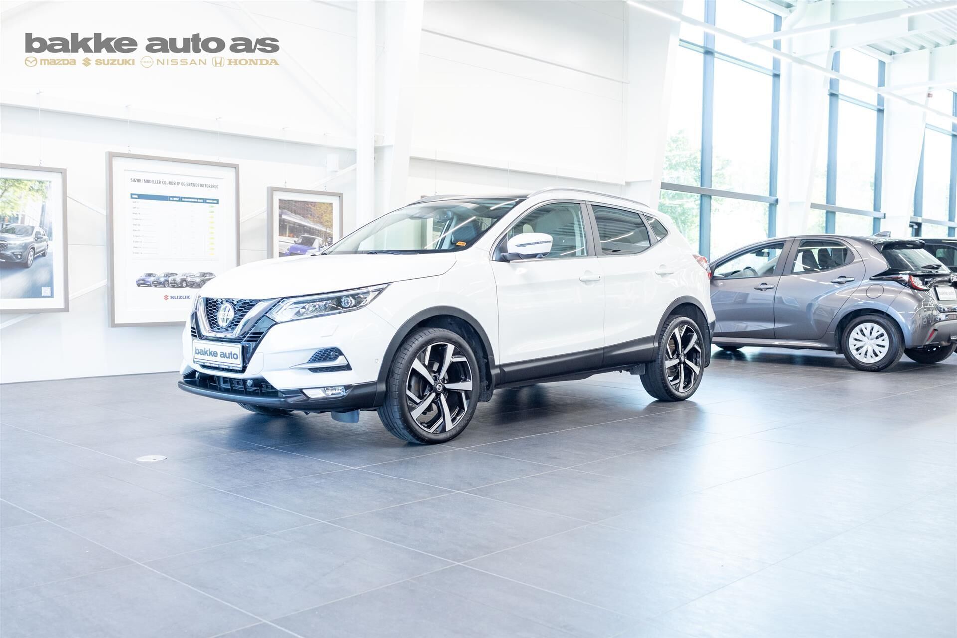 Nissan Qashqai 1,3 Dig-T Tekna 140HK 5d 6g
