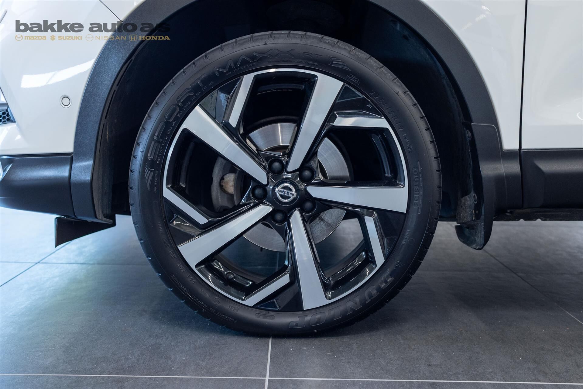 Nissan Qashqai 1,3 Dig-T Tekna 140HK 5d 6g