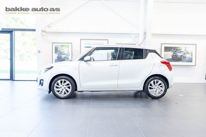 Hvid Suzuki Swift fra 2023