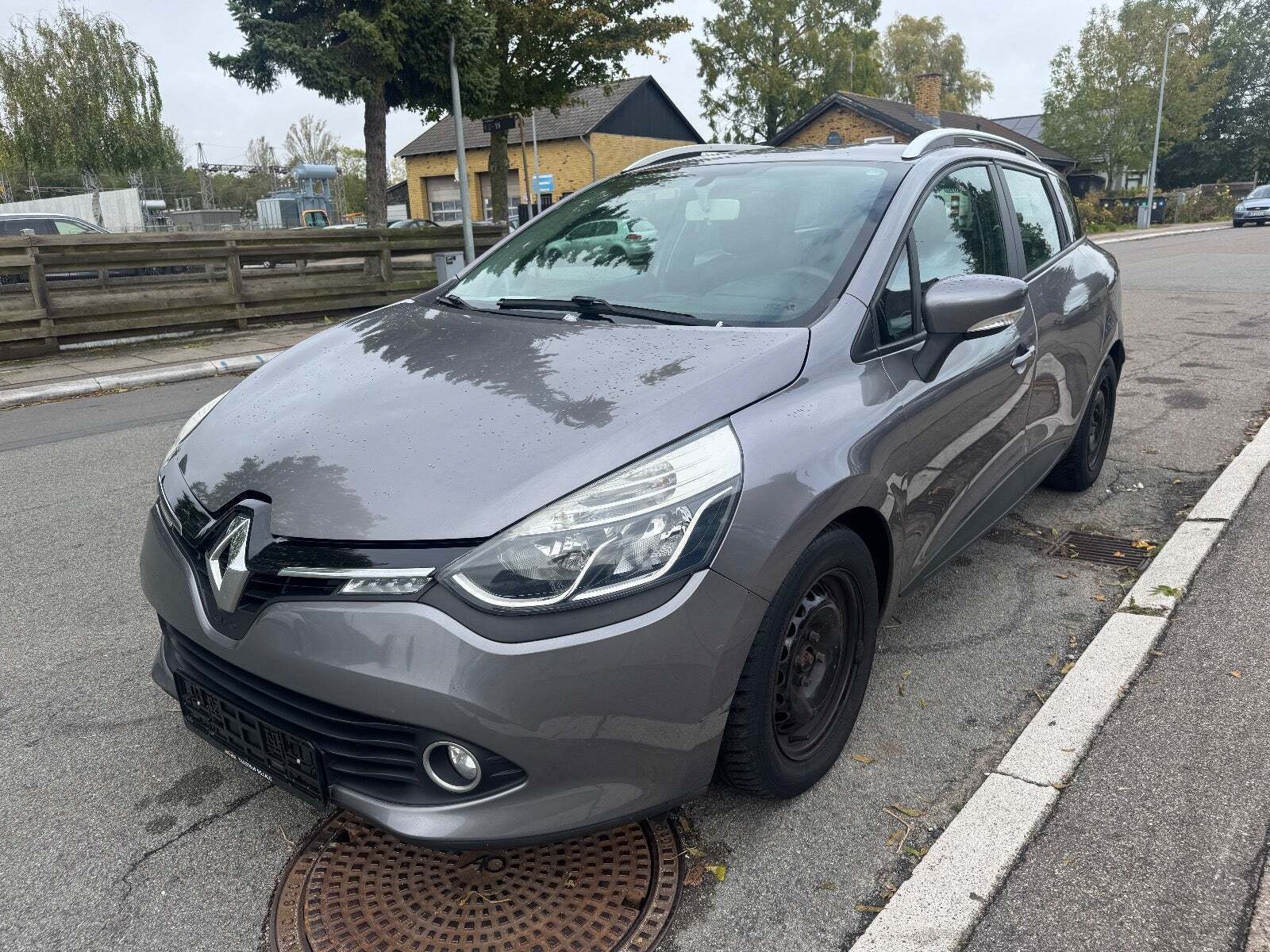 Renault Clio IV 0,9 TCe 90 Expression Sport Tourer