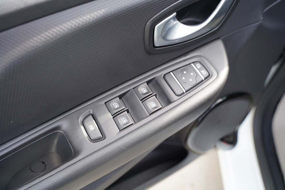Hvid Renault Clio IV fra 2020