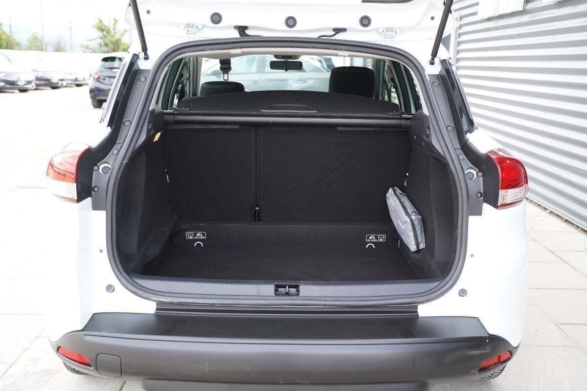 Hvid Renault Clio IV fra 2020