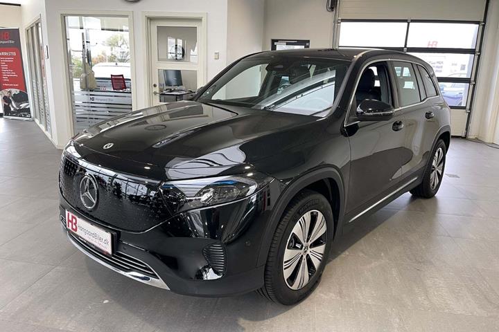 Sort Mercedes EQB300 fra 2024