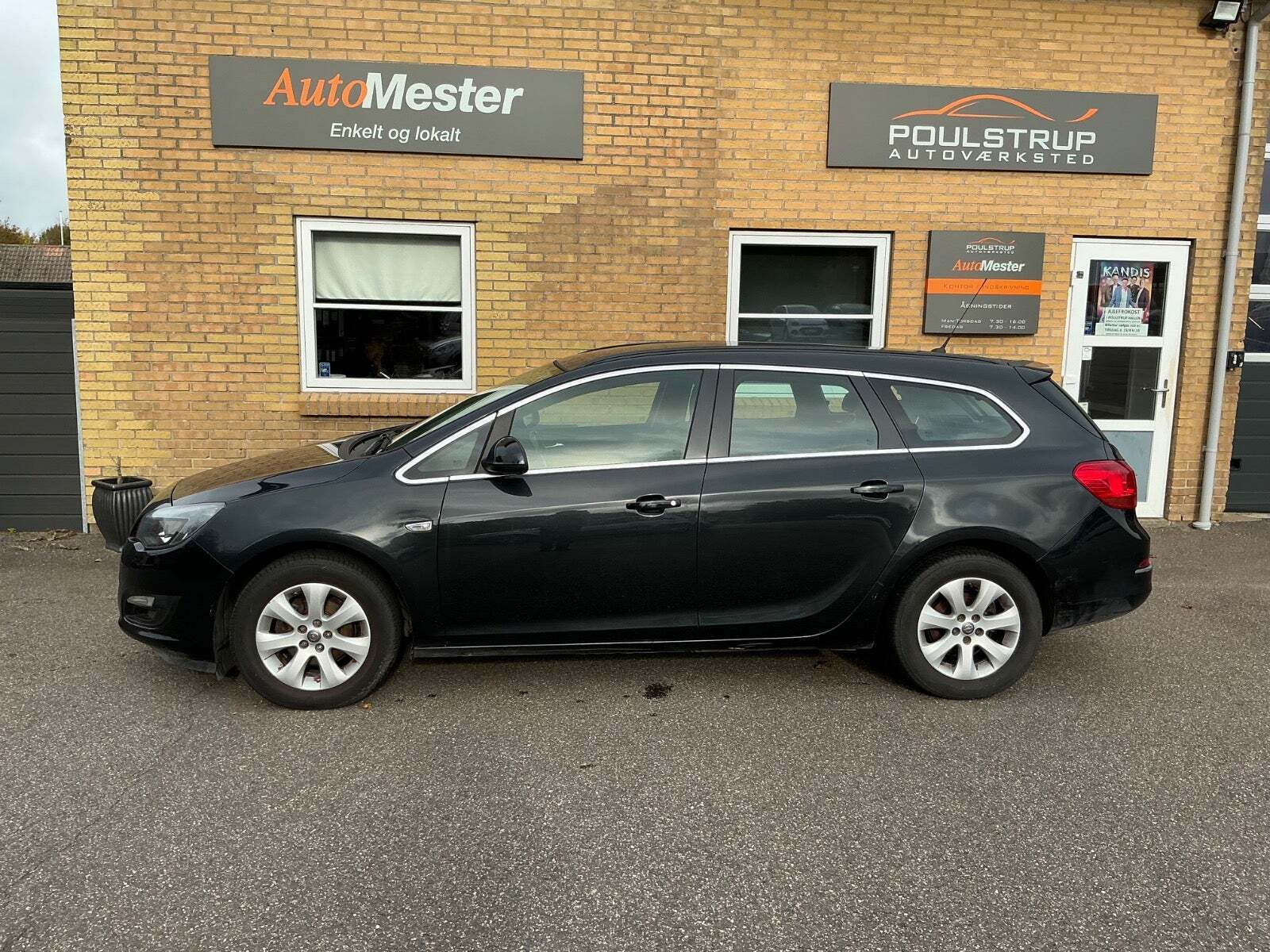 Opel Astra 1,4 T 140 Enjoy Sports Tourer