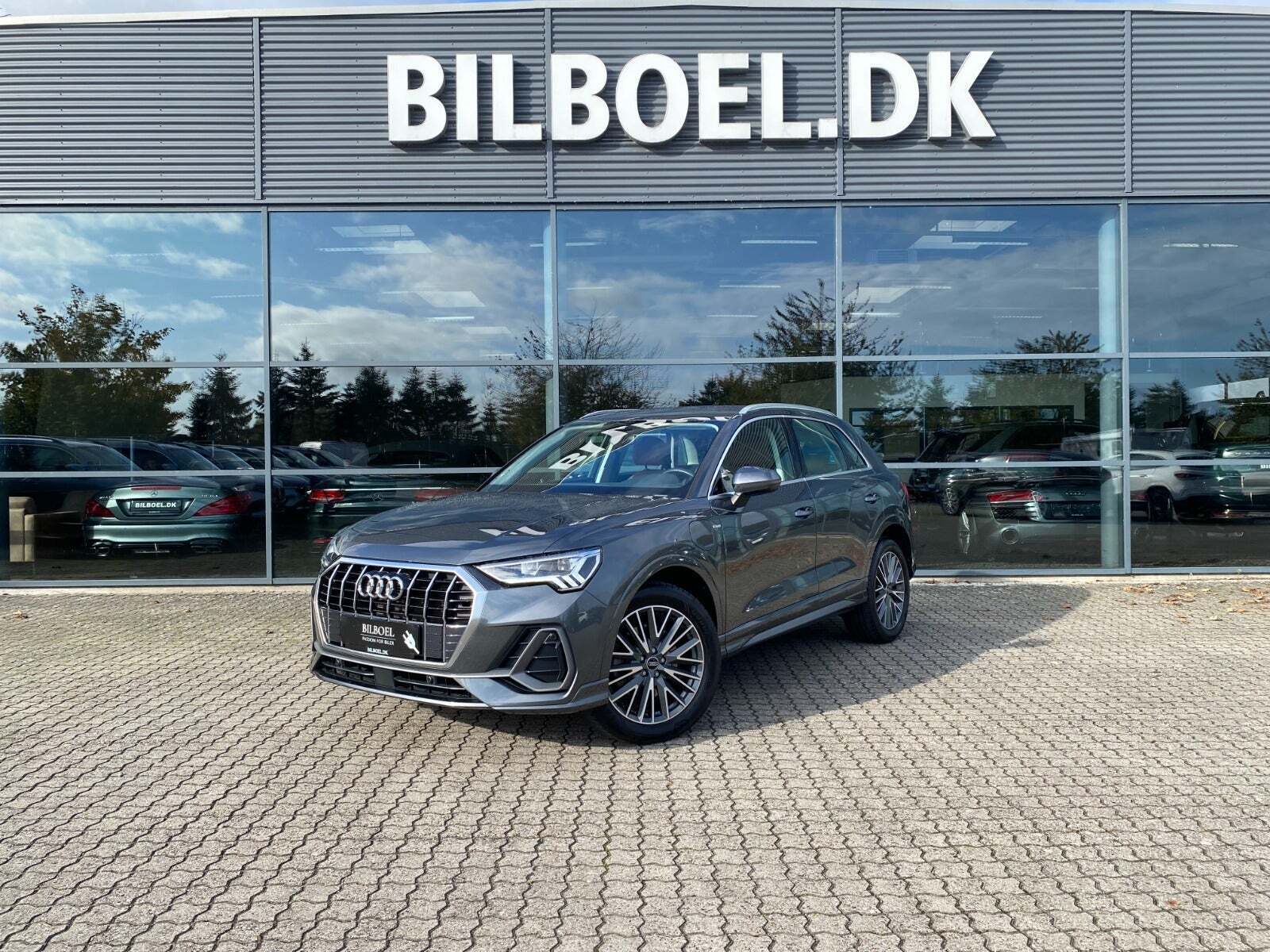 Audi Q3 45 TFSi e S-line plus S-tr.