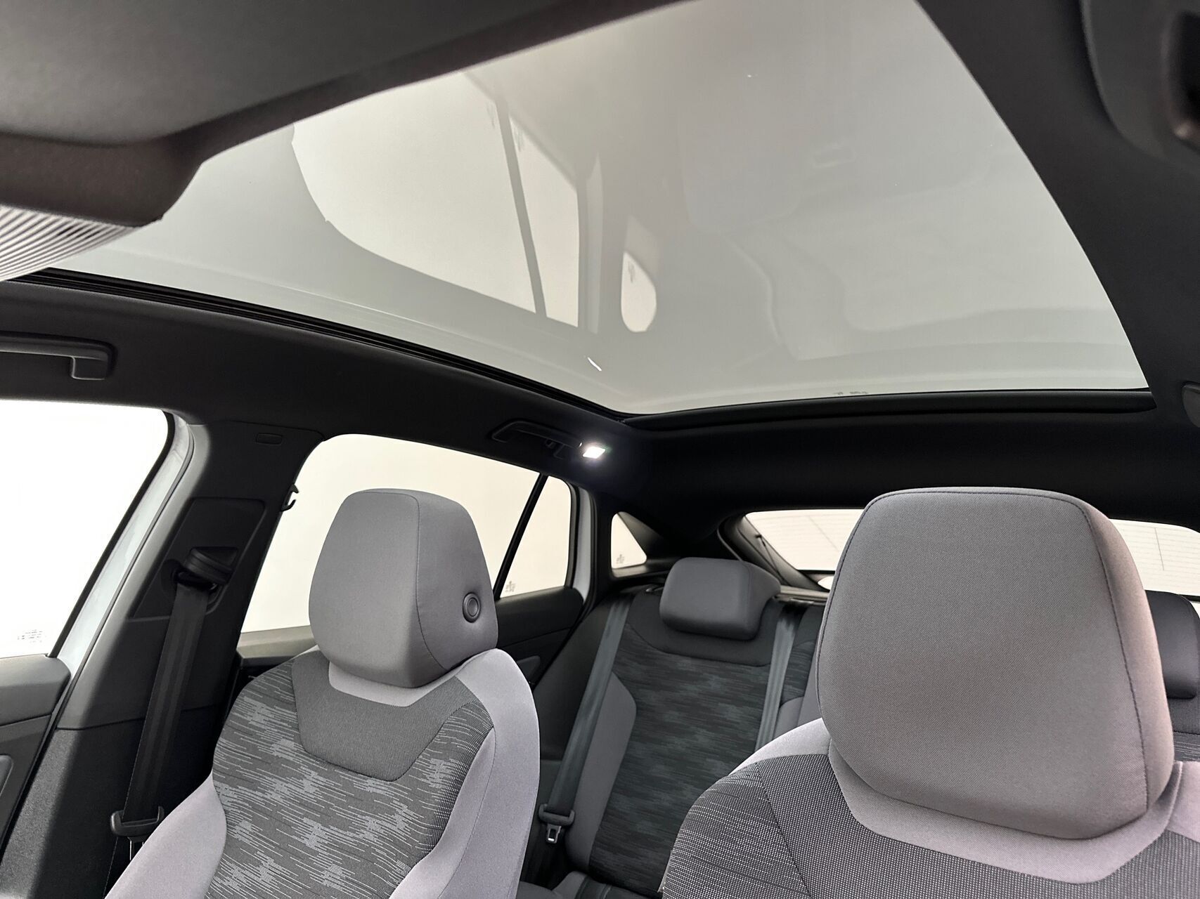 Hvid VW ID.5 fra 2025