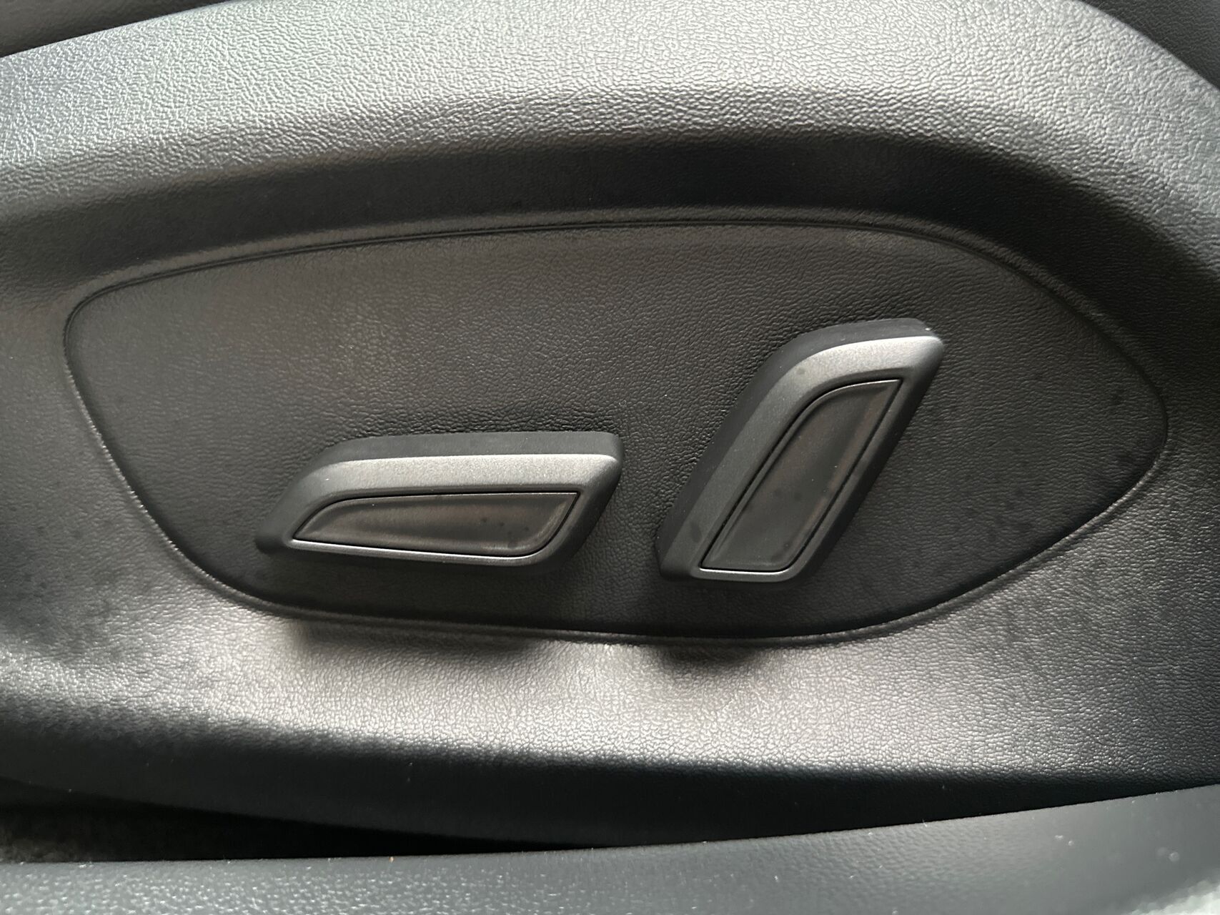 Sølv MG MG4 Electric fra 2024