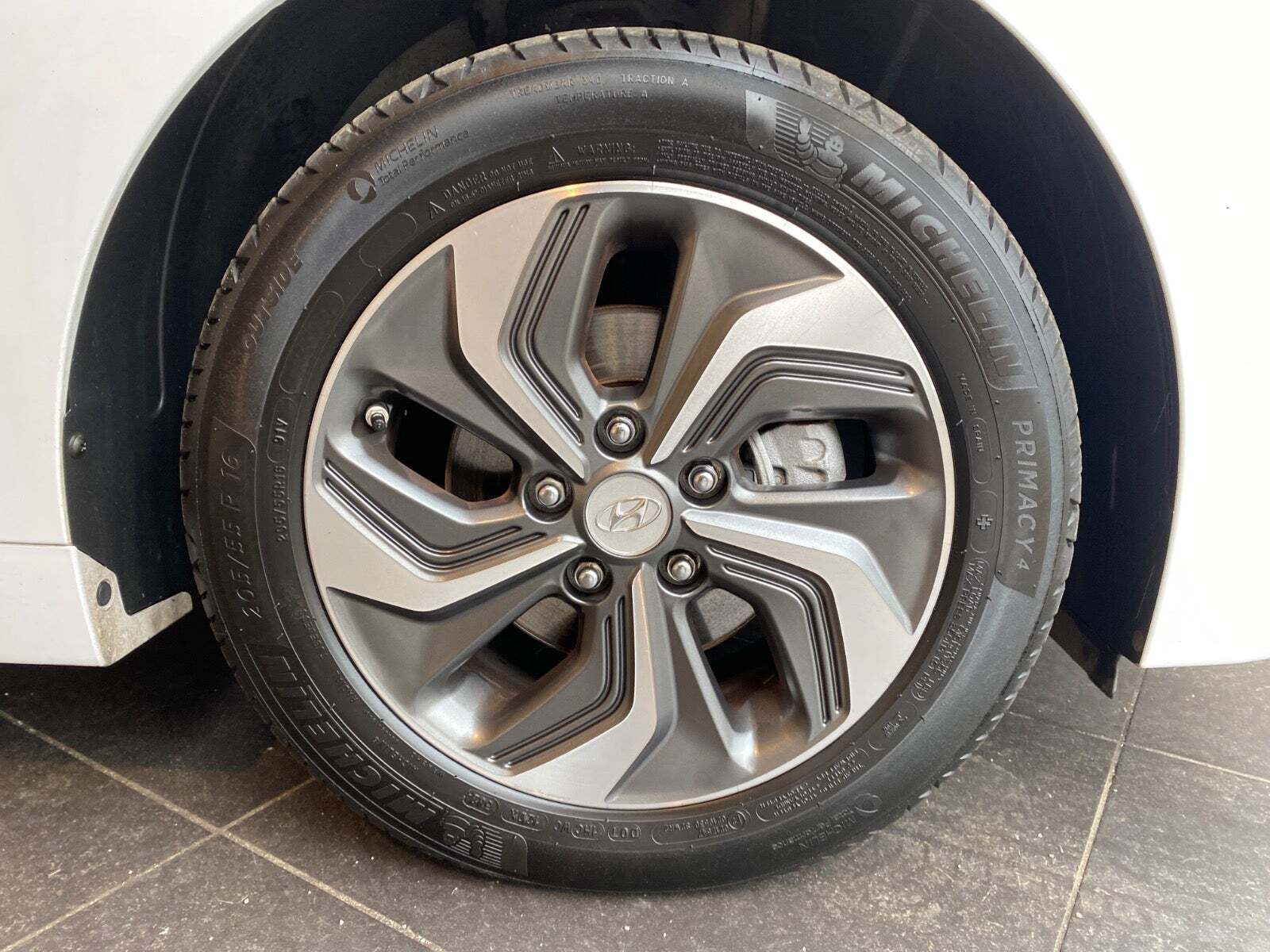 Hyundai Ioniq 1,6 PHEV Premium DCT