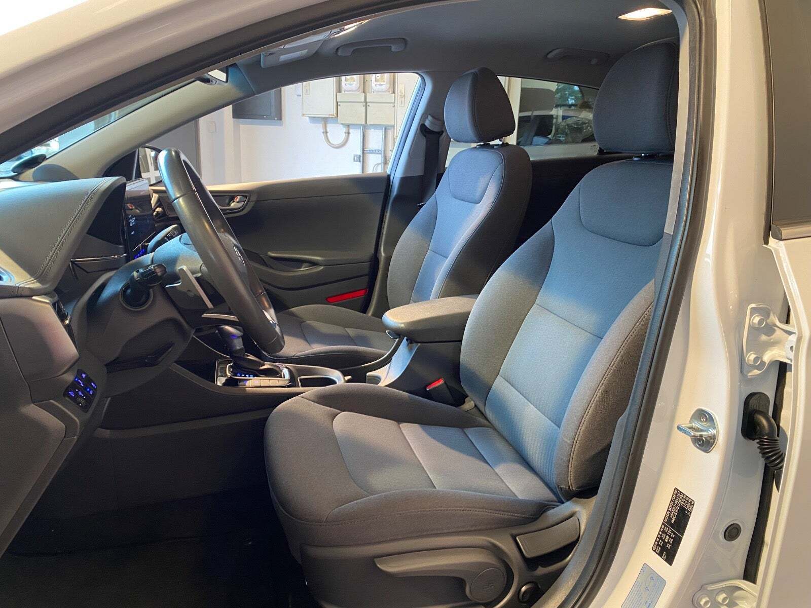 Hyundai Ioniq 1,6 PHEV Premium DCT