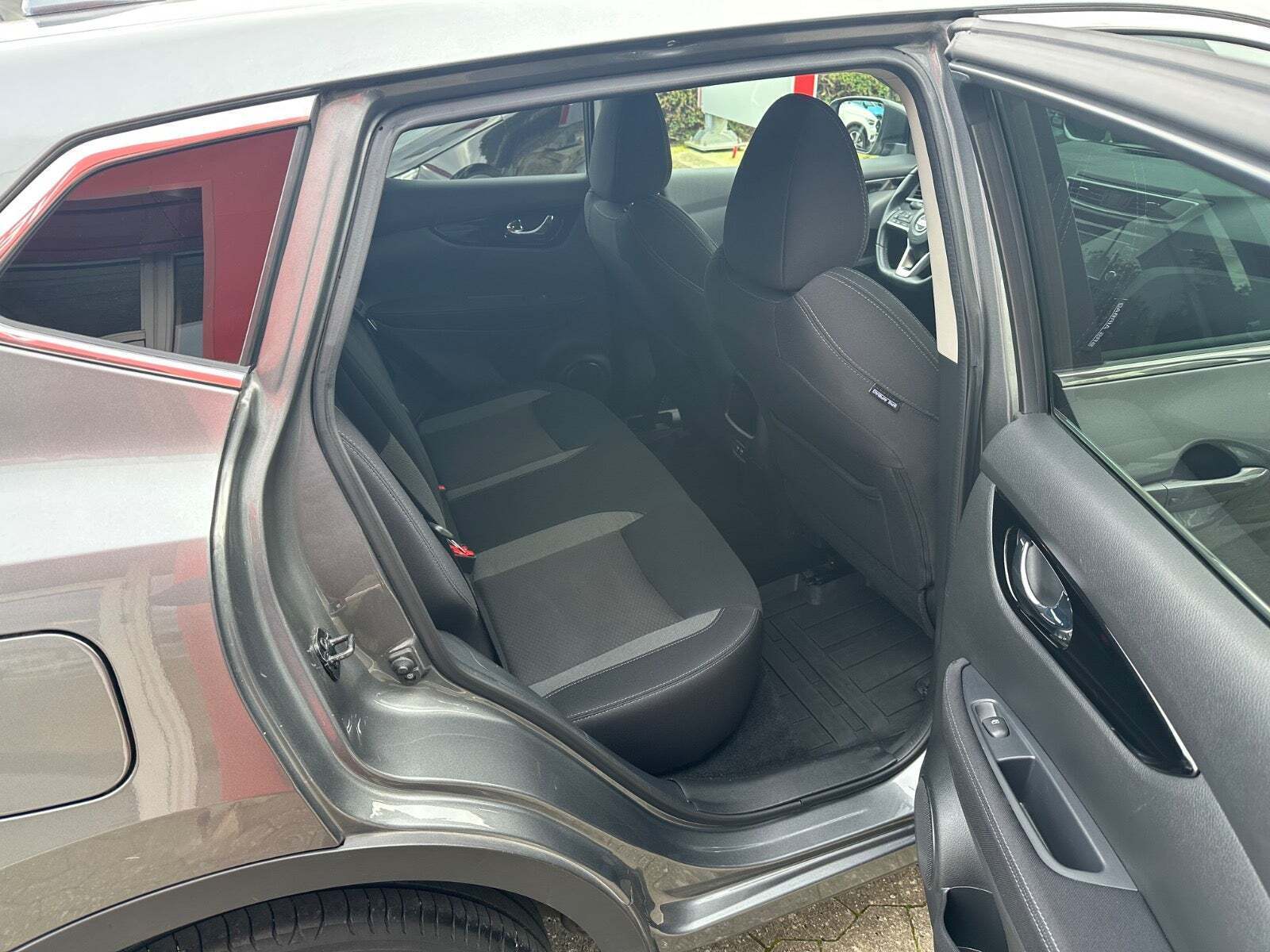 Nissan Qashqai 1,3 Dig-T 160 N-Connecta DCT