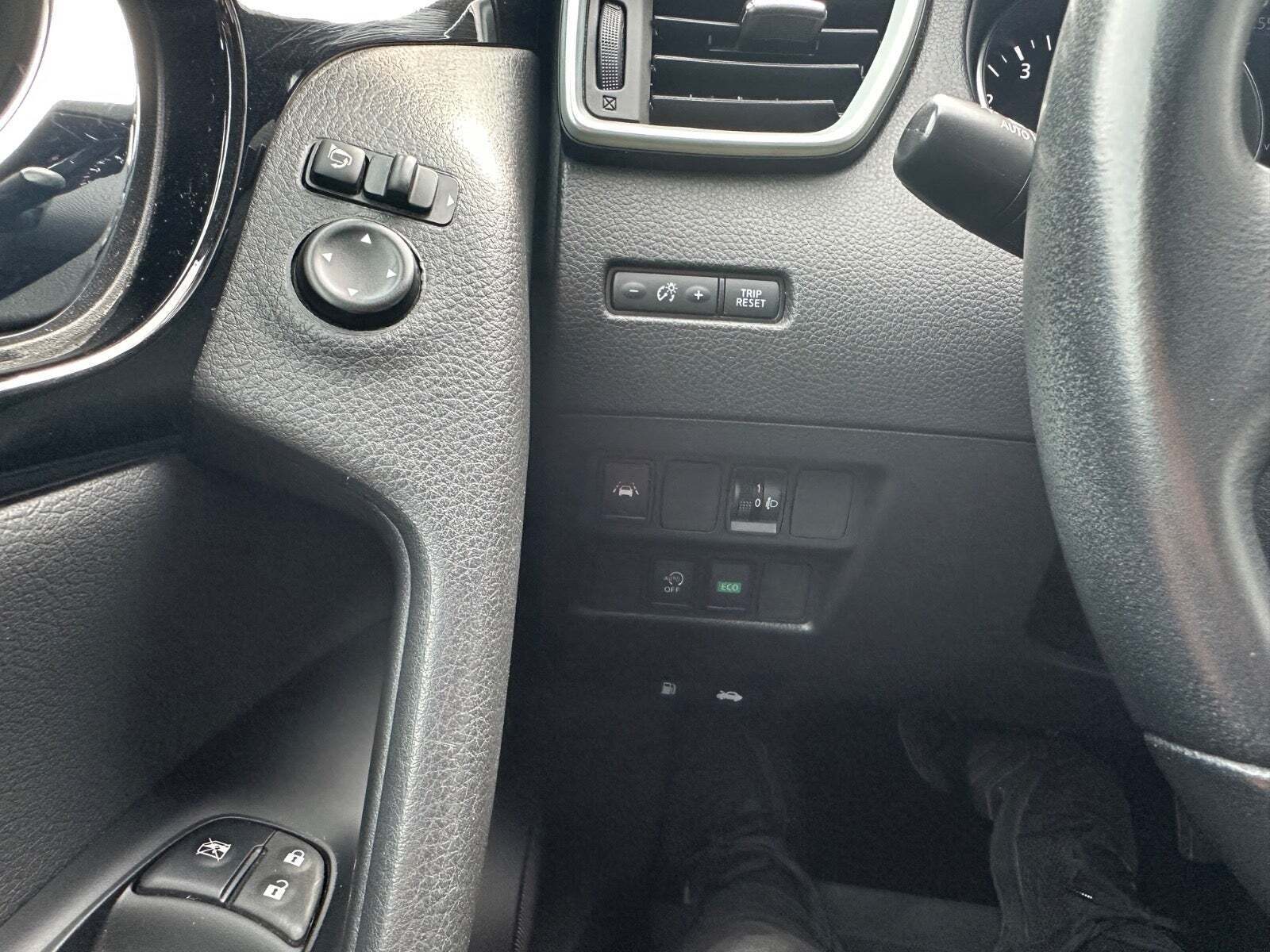 Grå Nissan Qashqai fra 2021