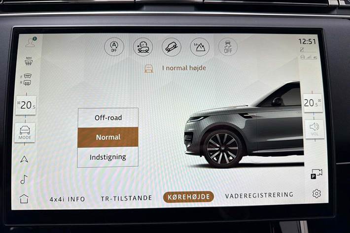 Grå Land Rover Range Rover sport fra 2025