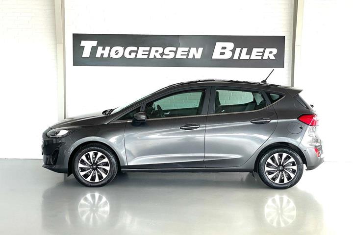 Grå Ford Fiesta fra 2022