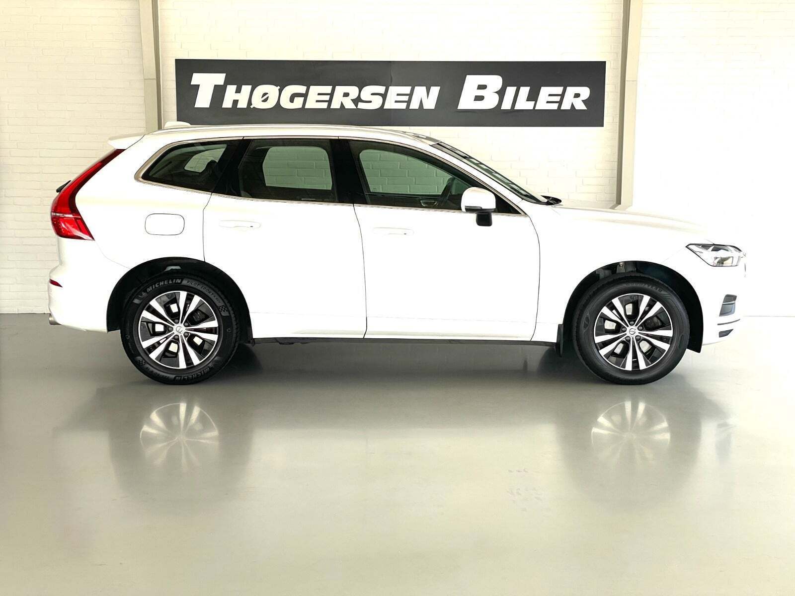 Hvid Volvo XC60 fra 2020