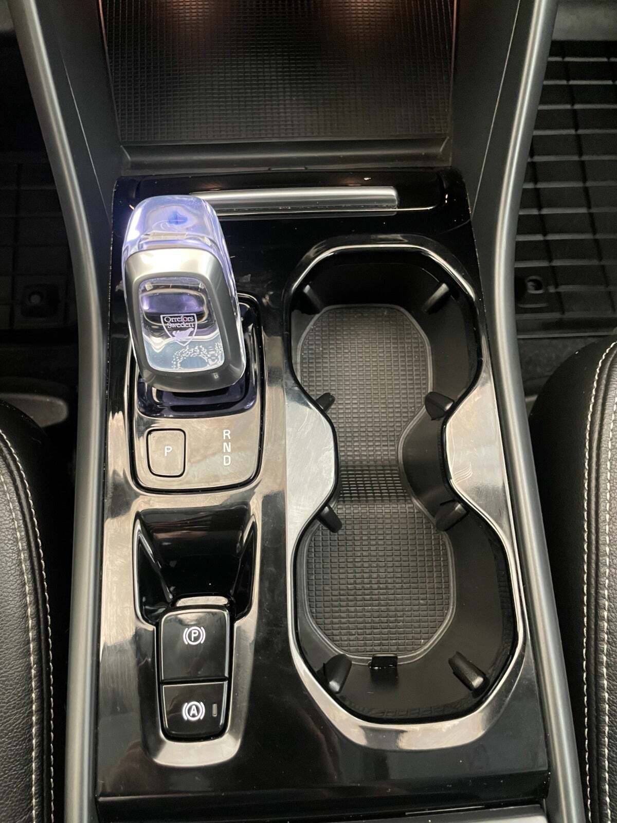Blå Volvo XC40 fra 2020