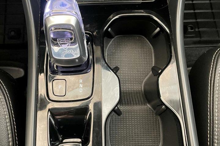 Blå Volvo XC40 fra 2020