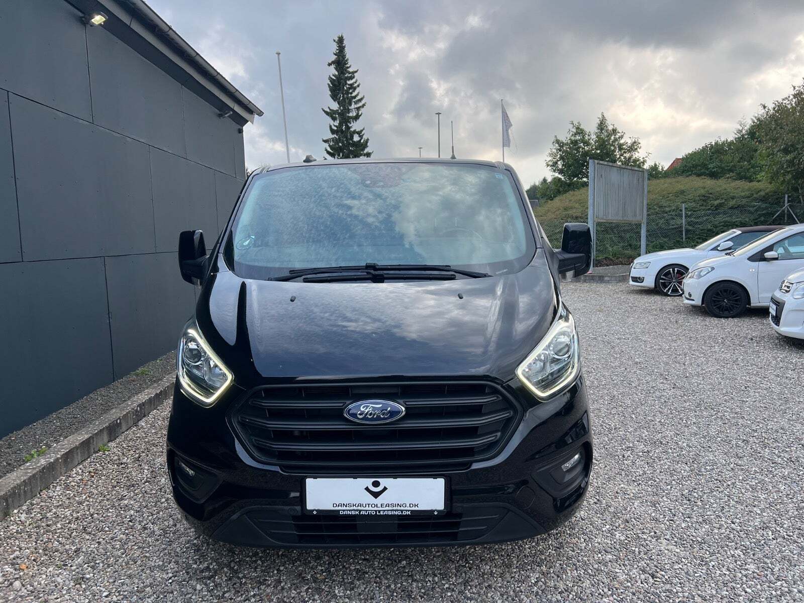 Ford Transit Custom 300L 2,0 TDCi 130 Trail