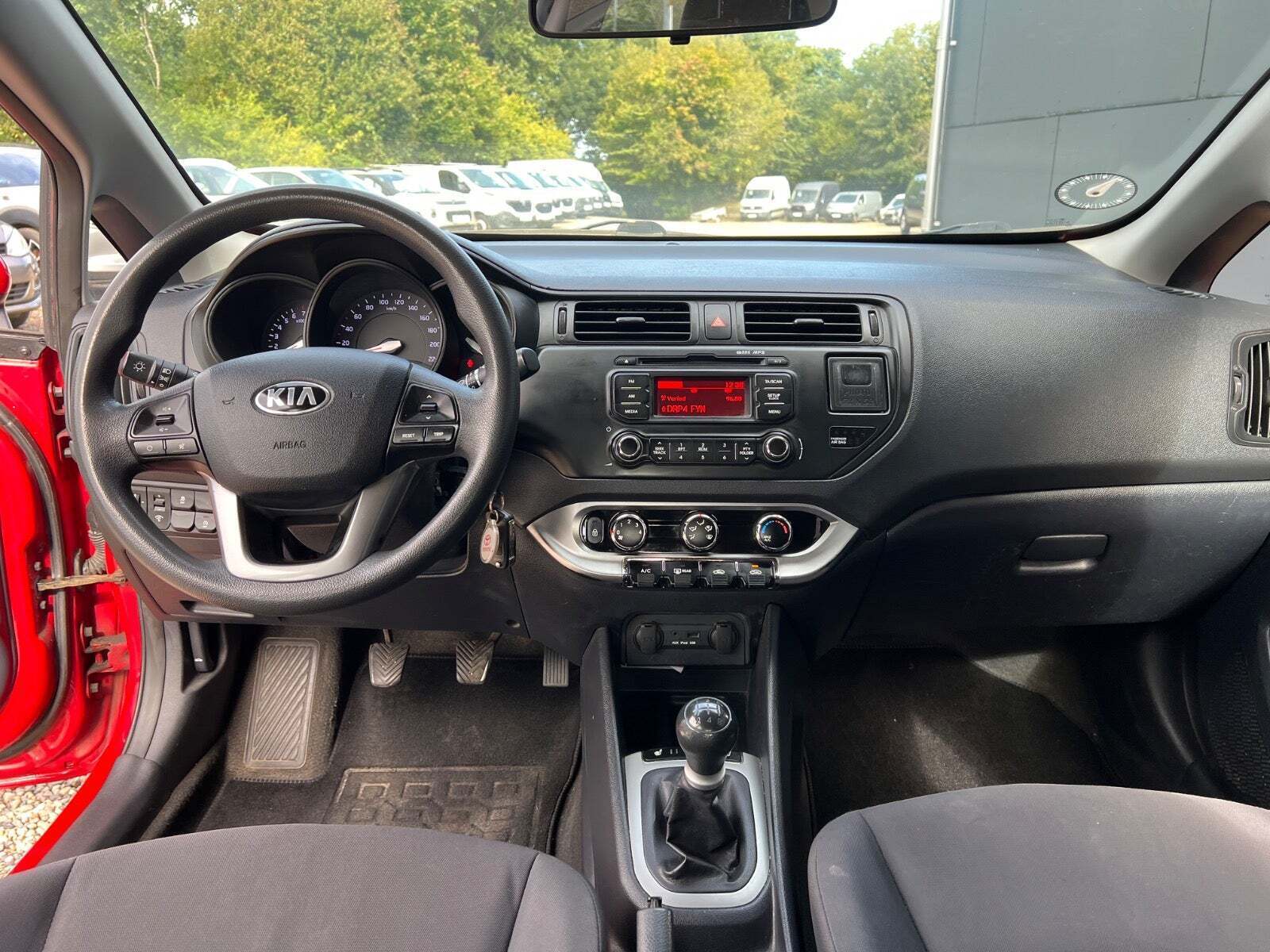 undefined Kia Rio fra 2013