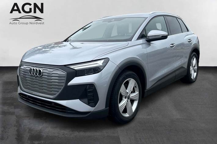 Sølv Audi Q4 e-tron fra 2021 set udefra