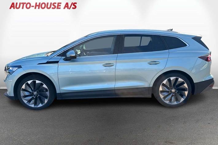 Grå Skoda Enyaq fra 2021