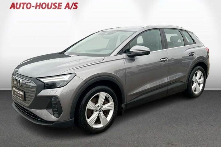 Grå Audi Q4 e-tron fra 2021 set udefra