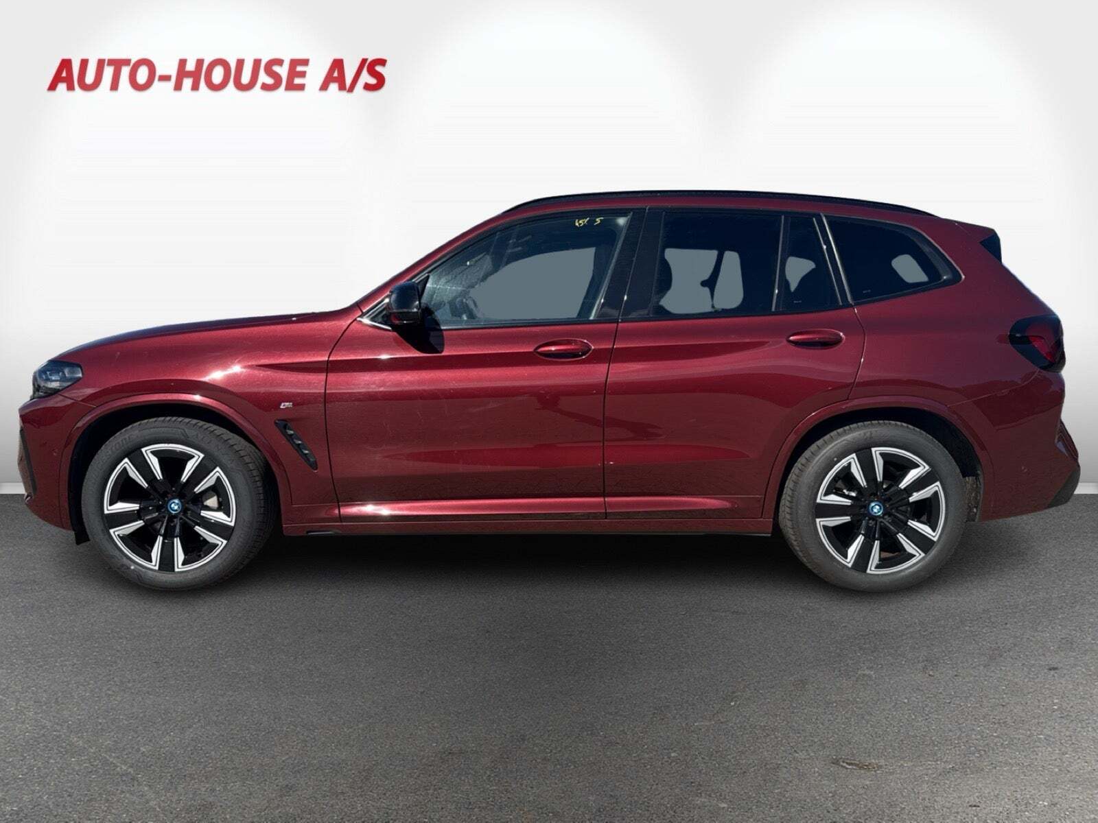 BMW iX3 Charged M-Sport