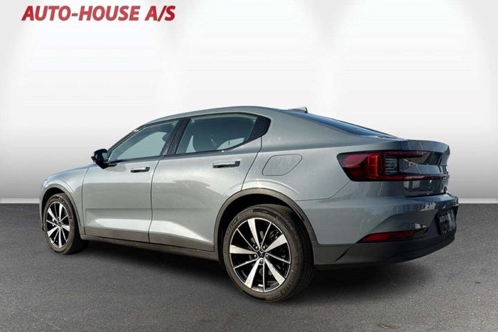 Sort Polestar 2 fra 2022