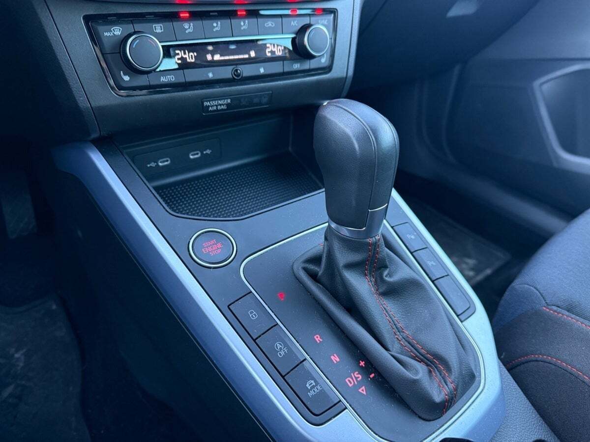 undefined Seat Arona fra 2024