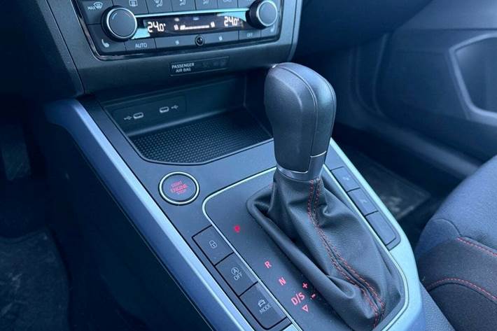 Hvid Seat Arona fra 2024