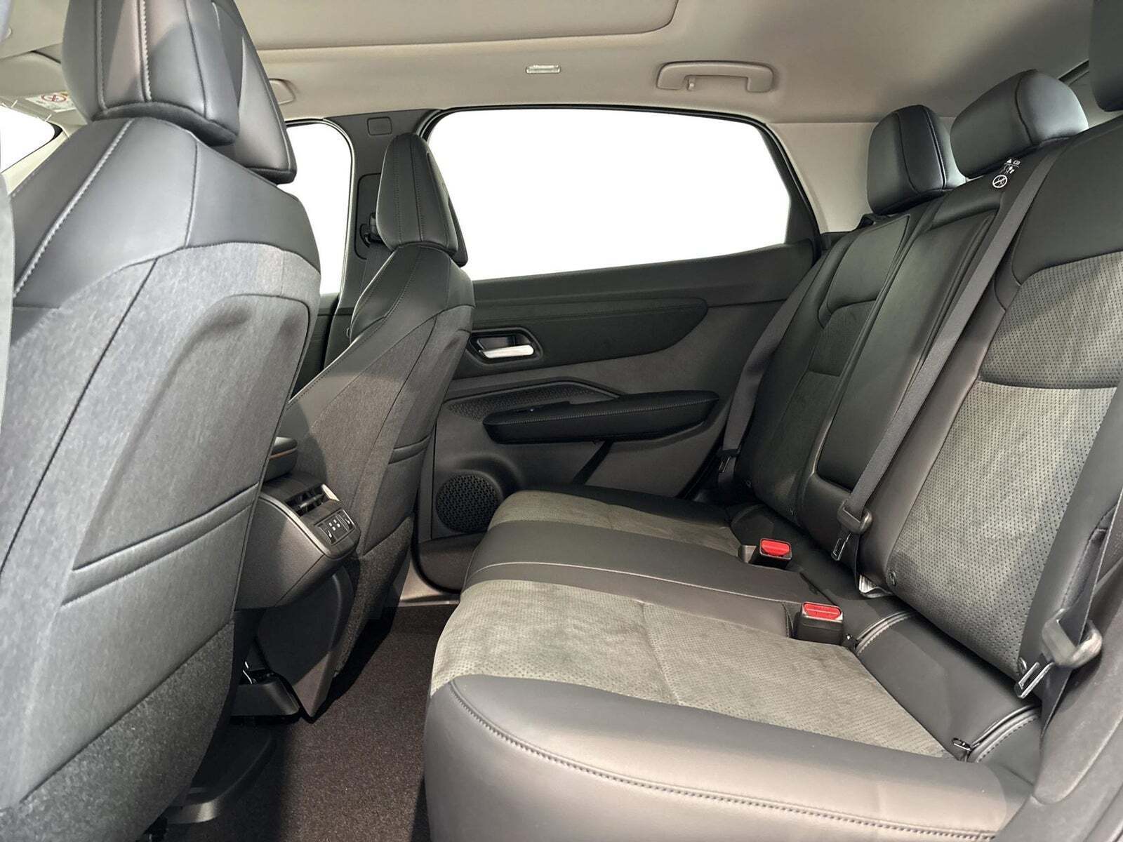 Nissan Ariya 87 Evolve