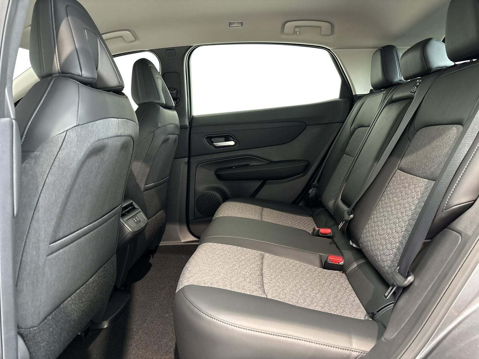 Nissan Ariya 87 Engage