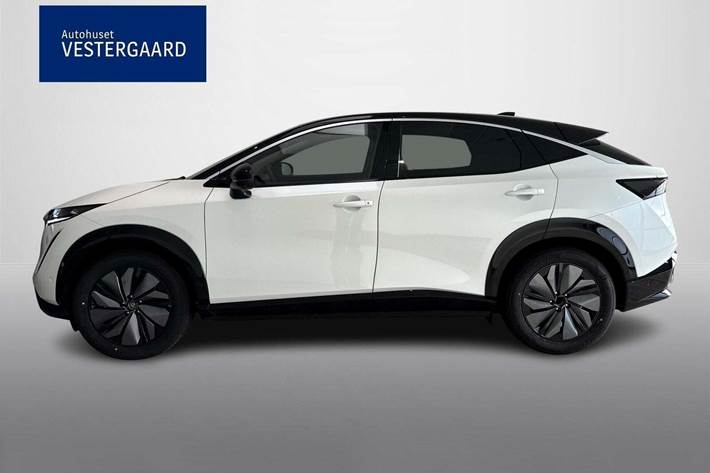 Hvid Nissan Ariya fra 2024