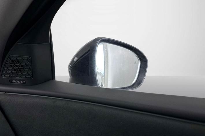 Hvid Nissan Ariya fra 2024