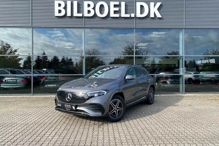 Grå Mercedes EQA250+ fra 2024 set udefra