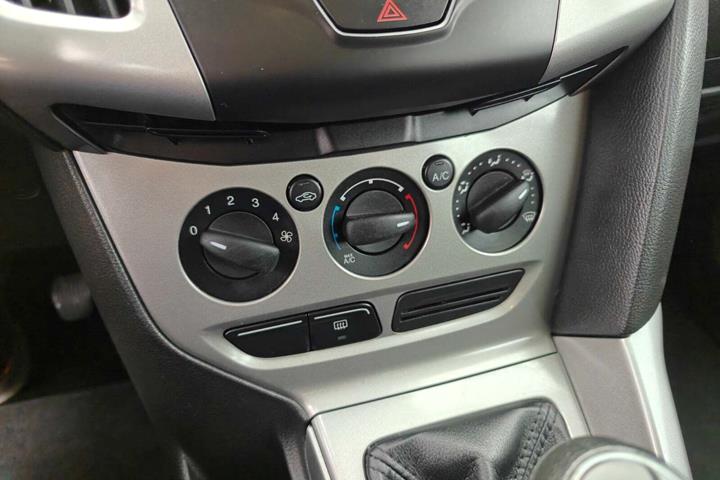Gul Ford Focus fra 2011