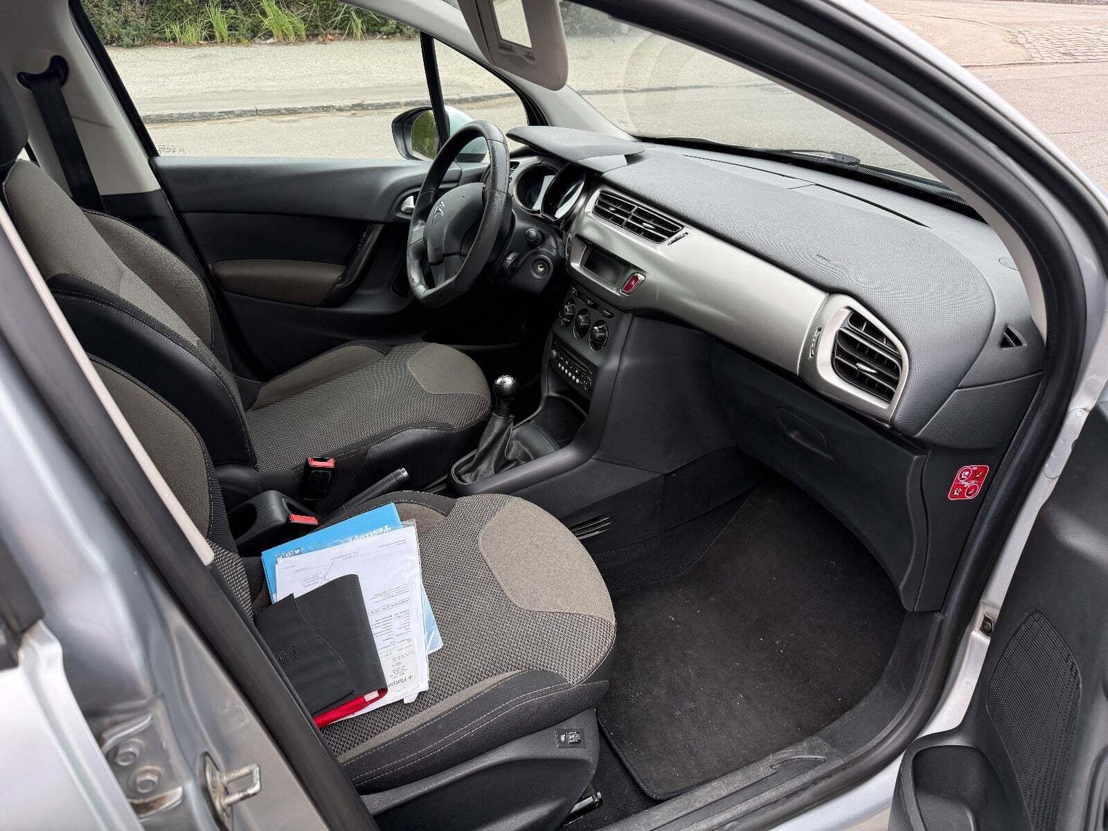 Sølv Citroën C3 fra 2013