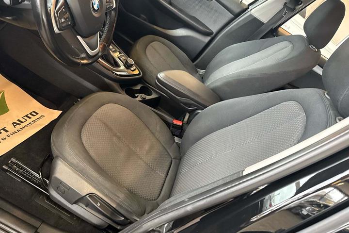Sort BMW 220d fra 2017