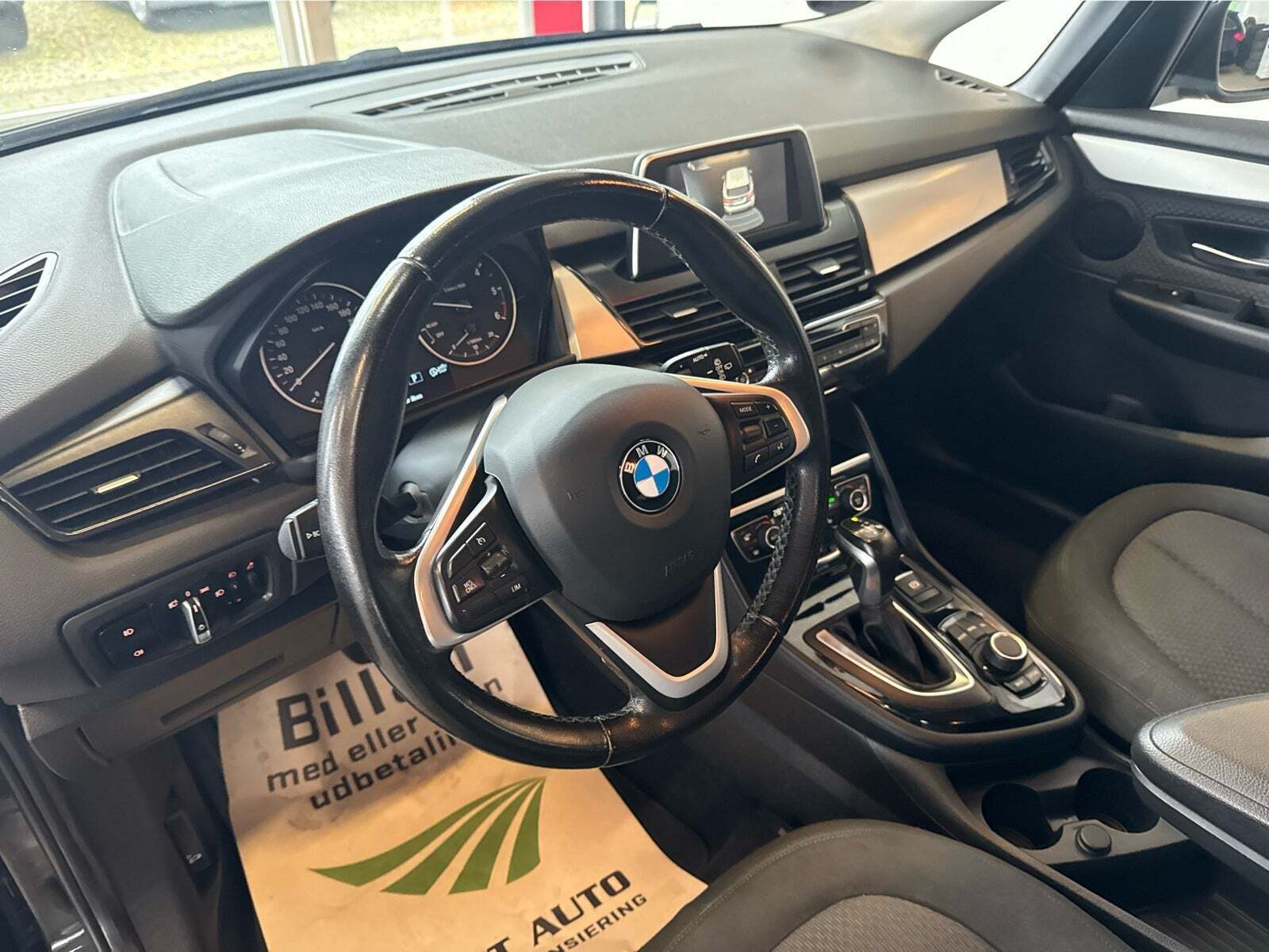 Sort BMW 220d fra 2017