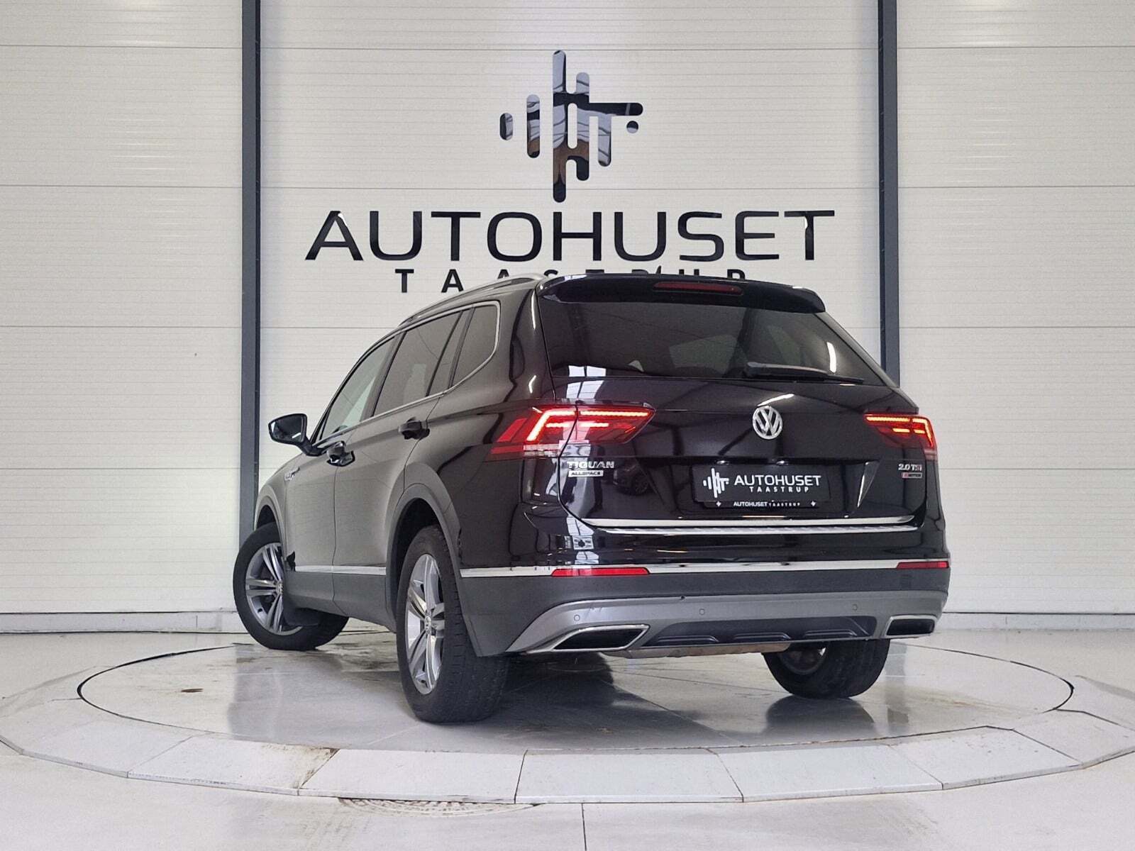 VW Tiguan Allspace 2,0 TSi 220 Highline DSG 4Motion 7prs
