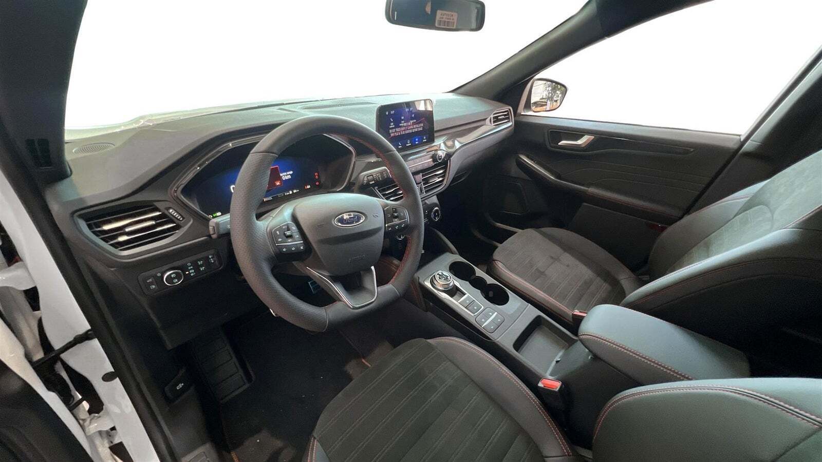 Ford Kuga 2,5 PHEV ST-Line X CVT