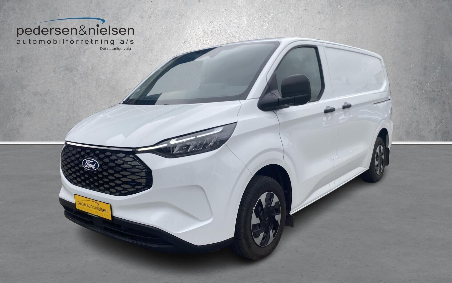 Ford E-Transit Custom 320 L1H1 EL Trend 218HK Van Aut.