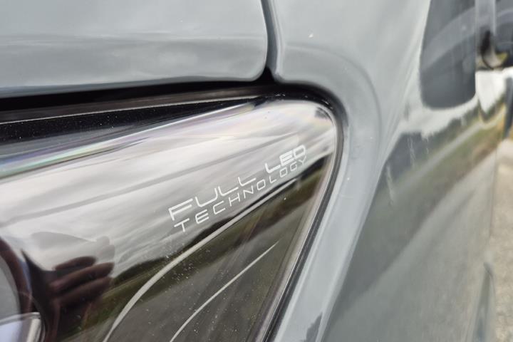 Grå Fiat Ducato fra 2022