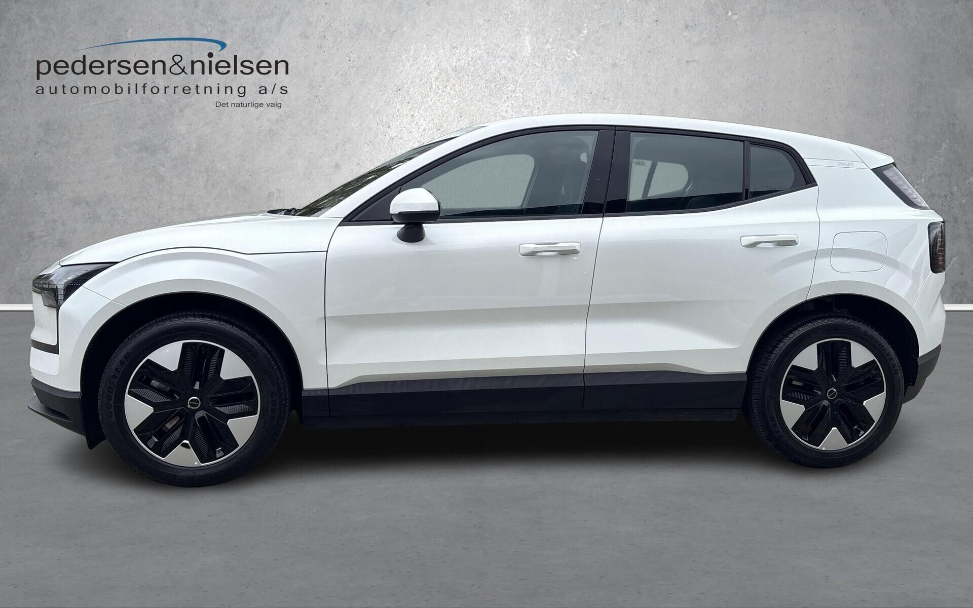 Volvo EX30 Single Motor Extended Range Core 272HK 5d Aut.